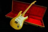 Custom Shop 54 Stratocaster 40周年記念モデル!!
