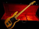 AMERICAN DELUXE P-BASS