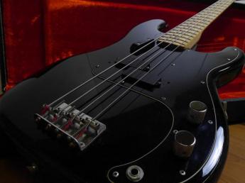 Fender USA エレキベース Precision Bass 1977～78年製