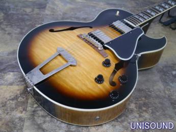 Gibsonギブソン Custom Shop エレキギター/フルアコースティックギター ES-175